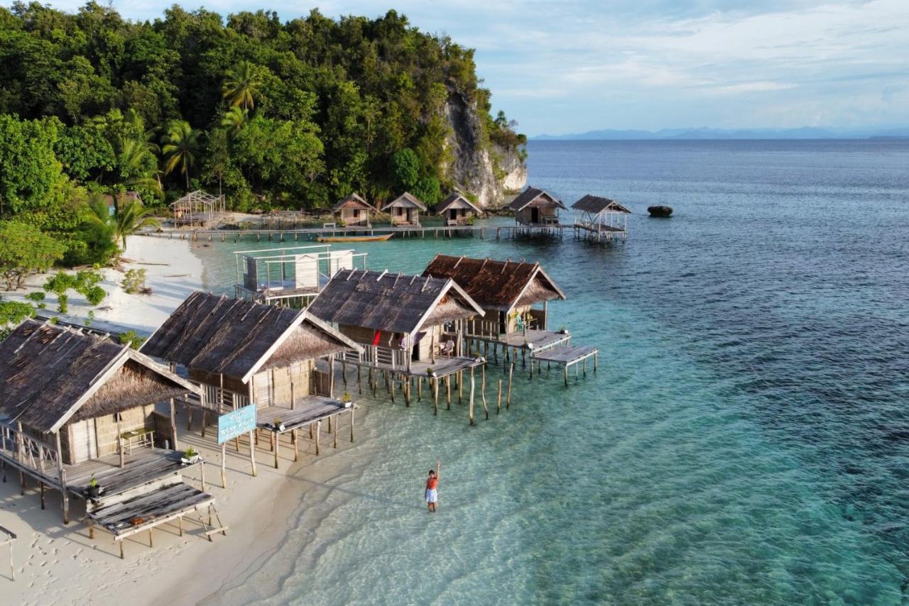 Nus Homestay Raja Ampat Kri Екстер'єр фото