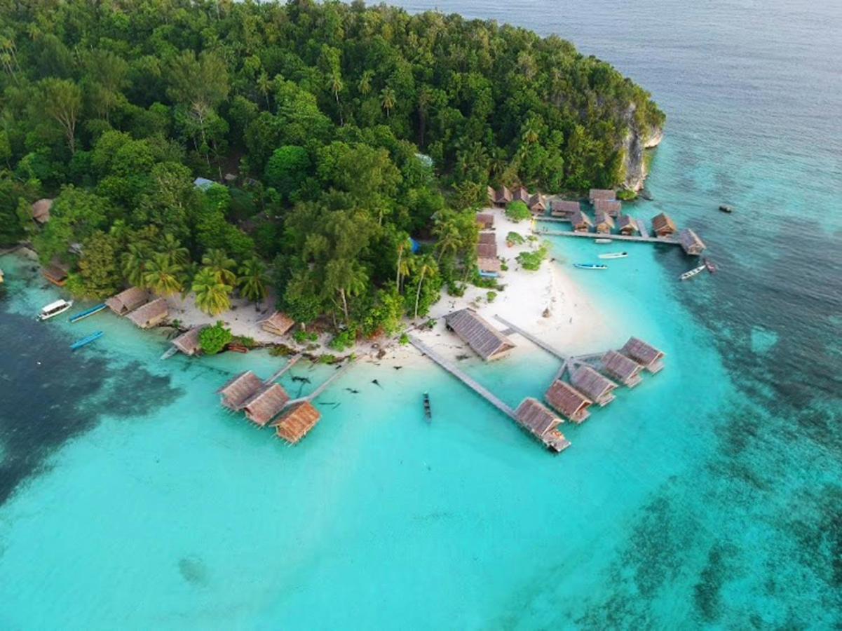 Nus Homestay Raja Ampat Kri Екстер'єр фото