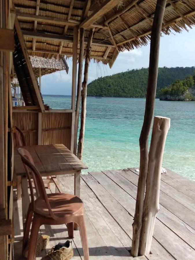 Nus Homestay Raja Ampat Kri Екстер'єр фото